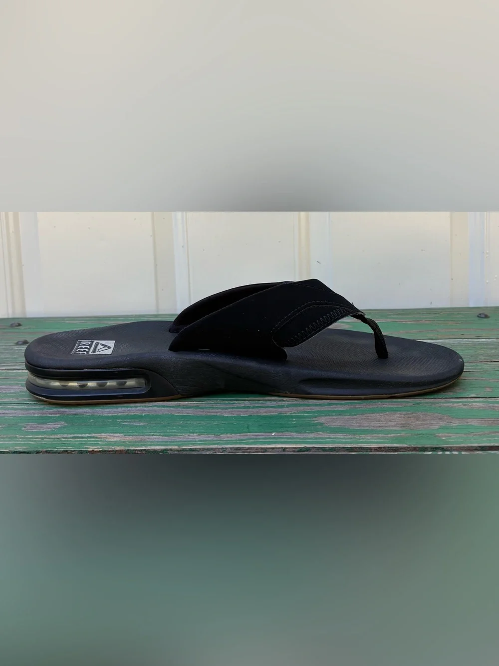 Reef Mens Sz 12 Fanning Bottle Opener Sole Black Flip Flops Thong Sandals